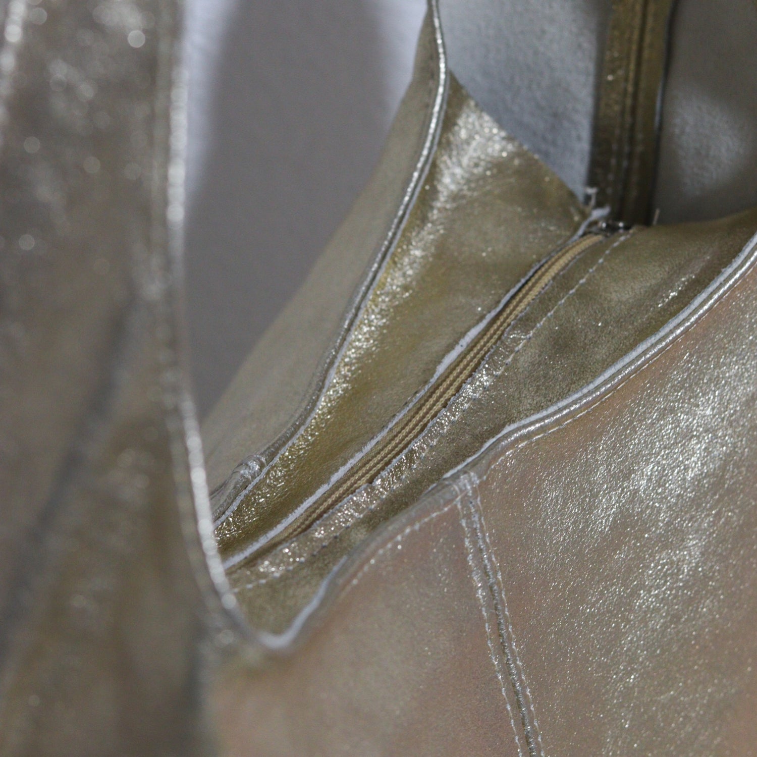 MOON PIEL DORADO METALIZADO