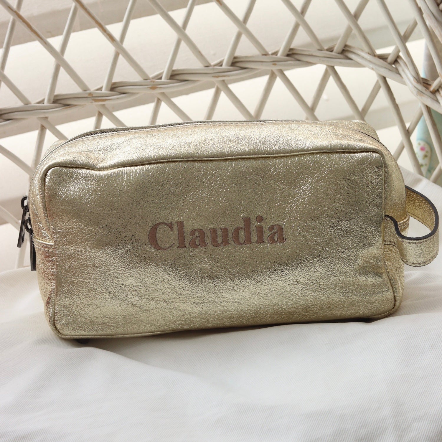 NECESER INFINITY PIEL DORADO