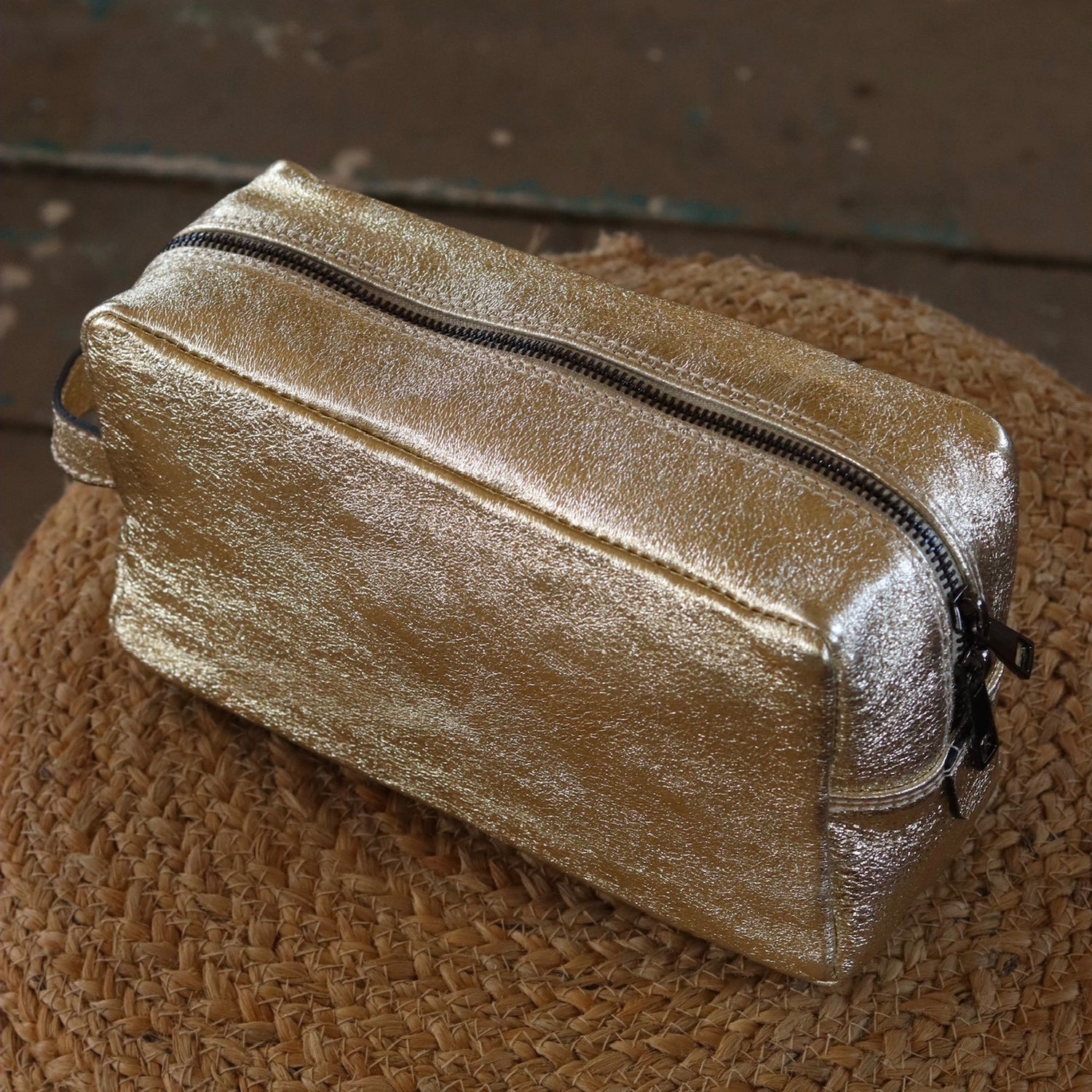 NECESER INFINITY PIEL DORADO