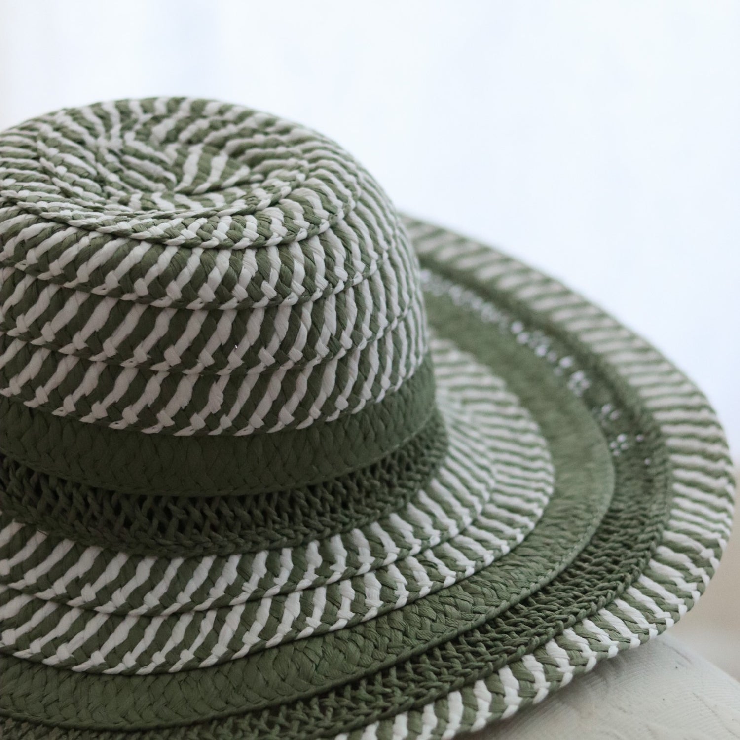 CONJUNTO BOLSO, SOMBRERO Y CLUTCH BANALÚ